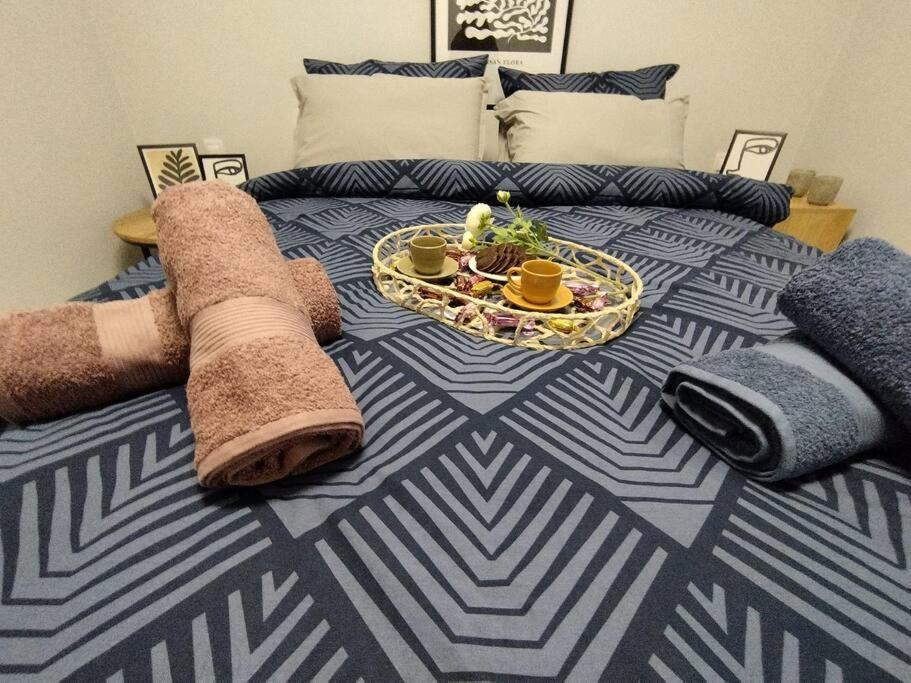 Floral Home 1 - Ground Floor Apt With Courtyard And Private Parking! Athens Luaran gambar