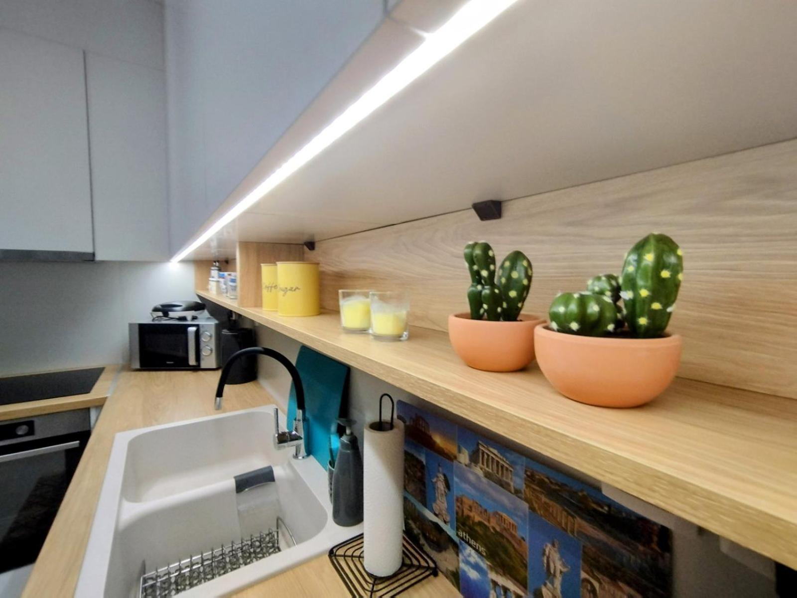 Floral Home 1 - Ground Floor Apt With Courtyard And Private Parking! Athens Luaran gambar