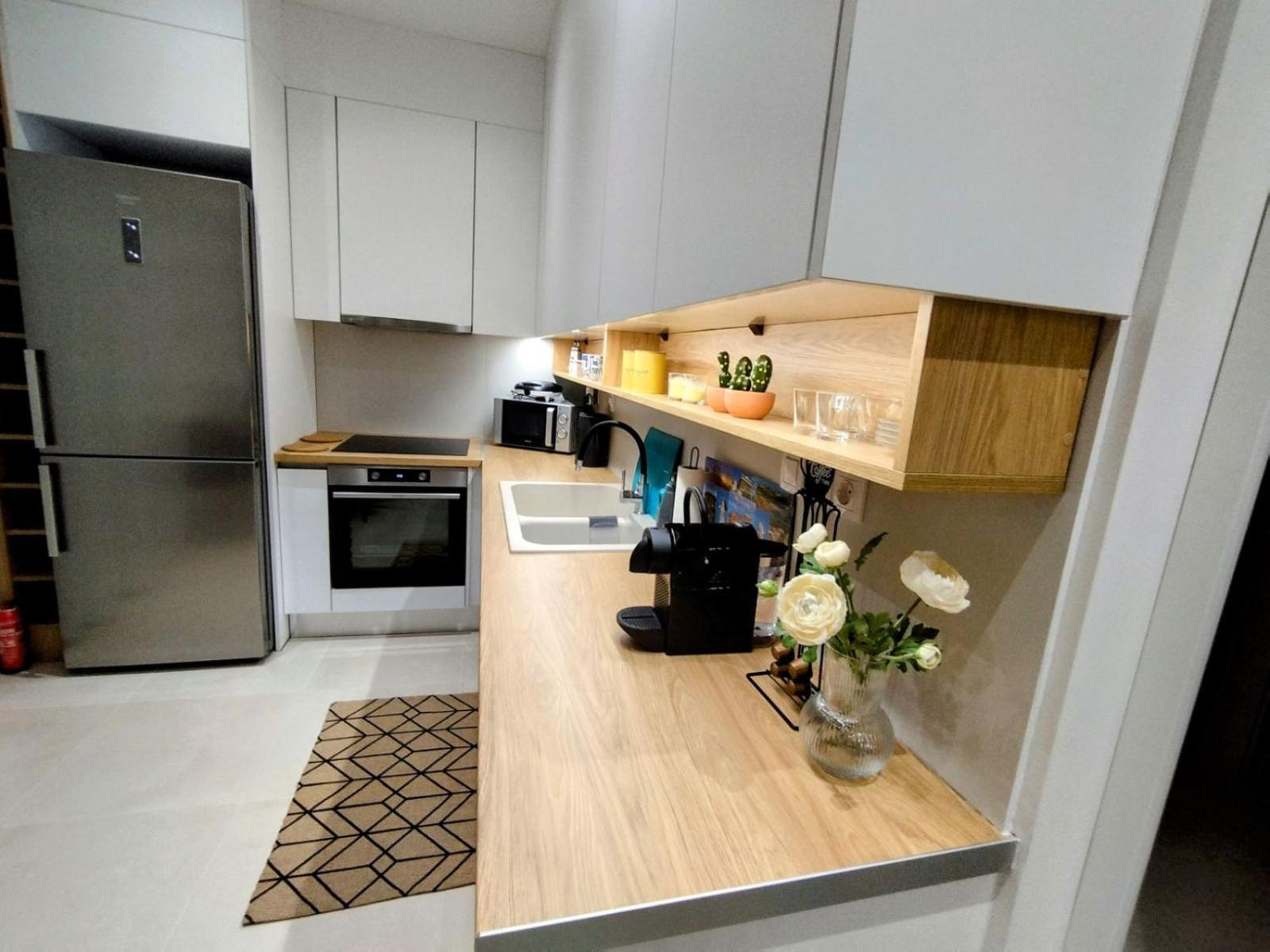 Floral Home 1 - Ground Floor Apt With Courtyard And Private Parking! Athens Luaran gambar